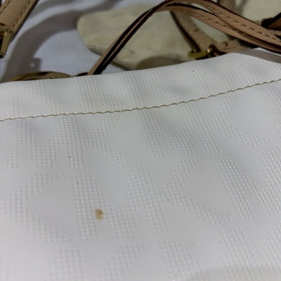 MICHAEL Michael Kors Logo White Patent Leather Large Tote - Picture 14 of 16